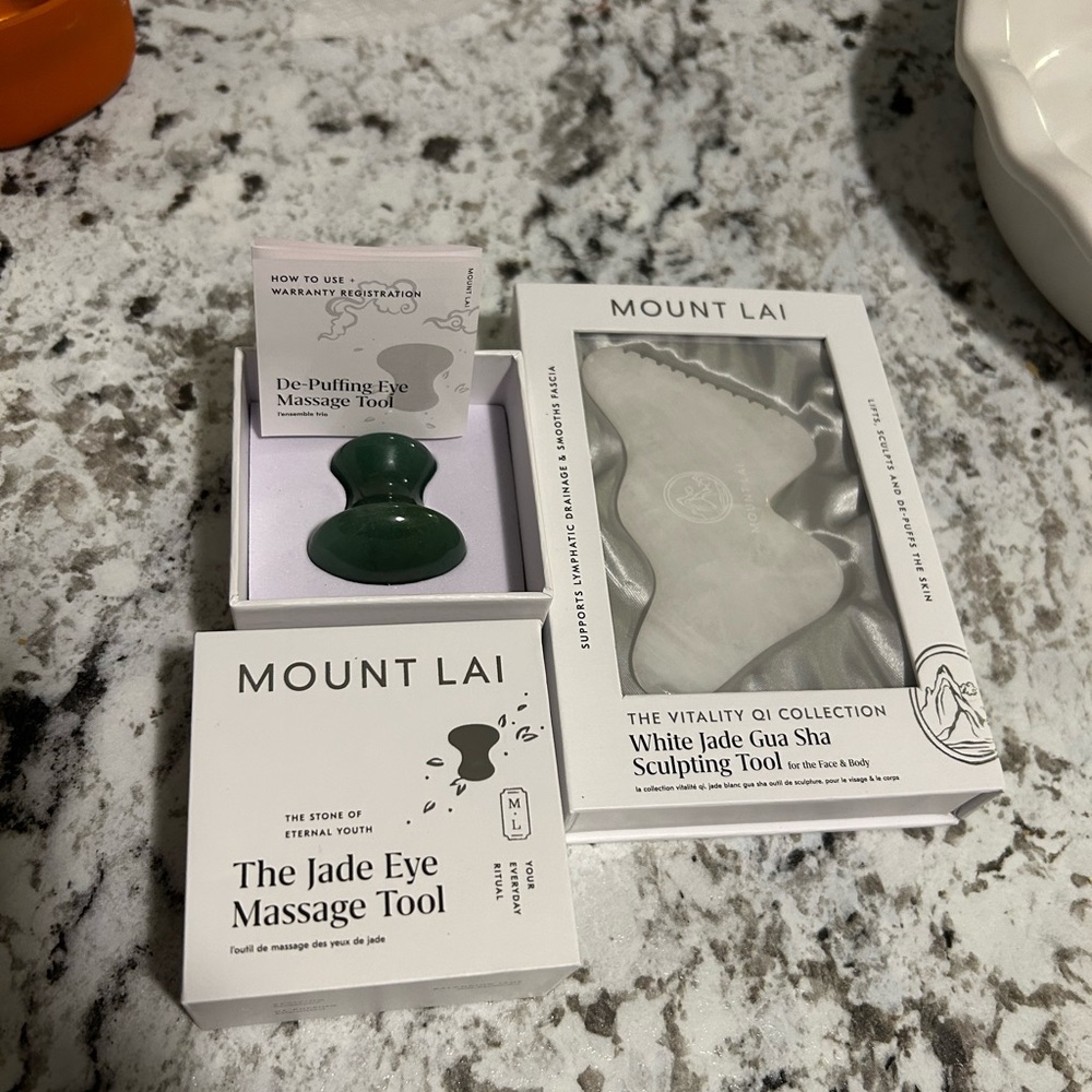 Mount Lai Jade Gua Shua Tools